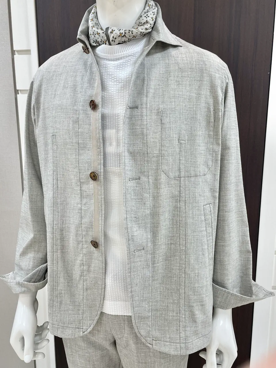 JOSEPH ABBOUD 松山 コーディネート画像