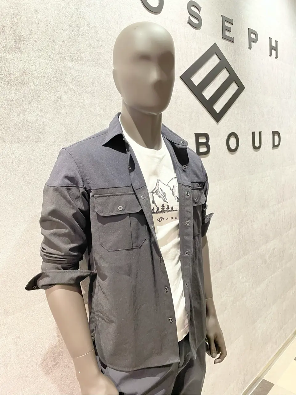 JOSEPH ABBOUD 東　 コーディネート画像