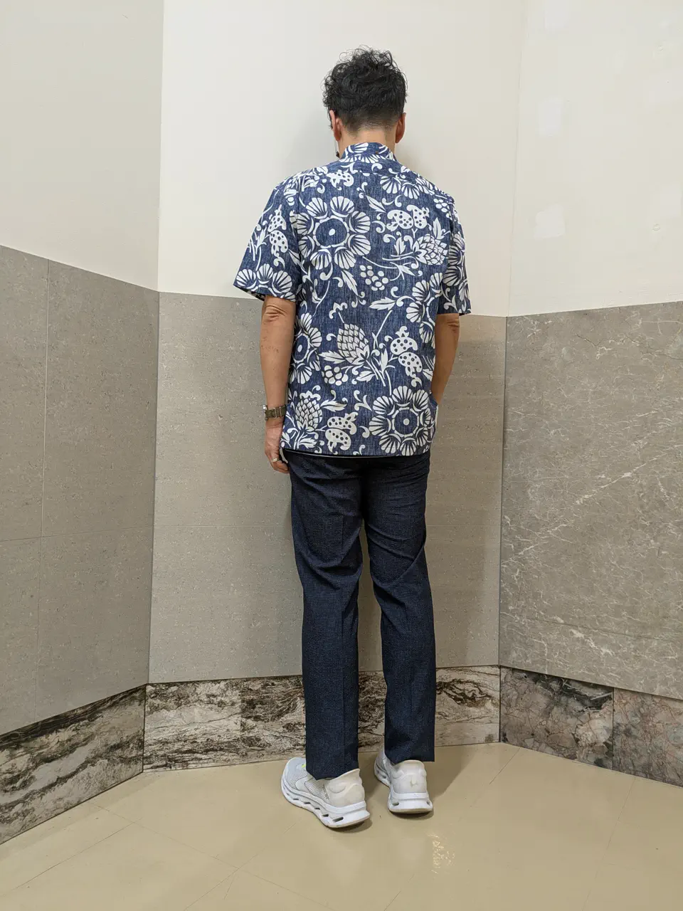 JOSEPH ABBOUD 橋場 コーディネート画像