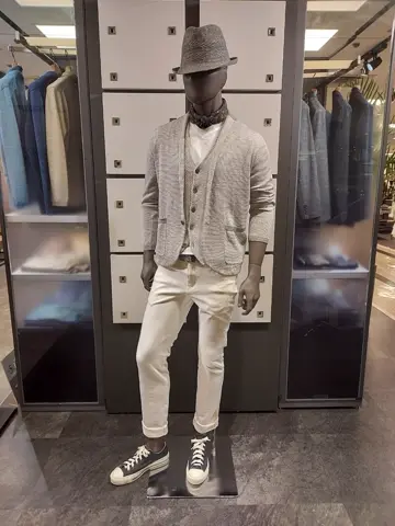 JOSEPH ABBOUD 宮下 コーディネート画像