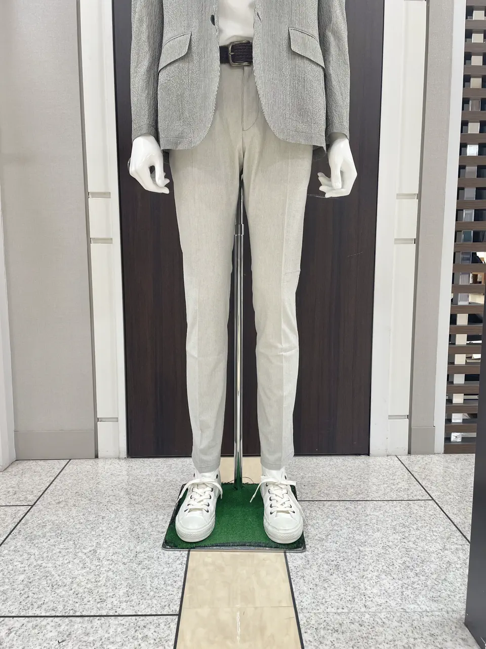 JOSEPH ABBOUD 松山 コーディネート画像
