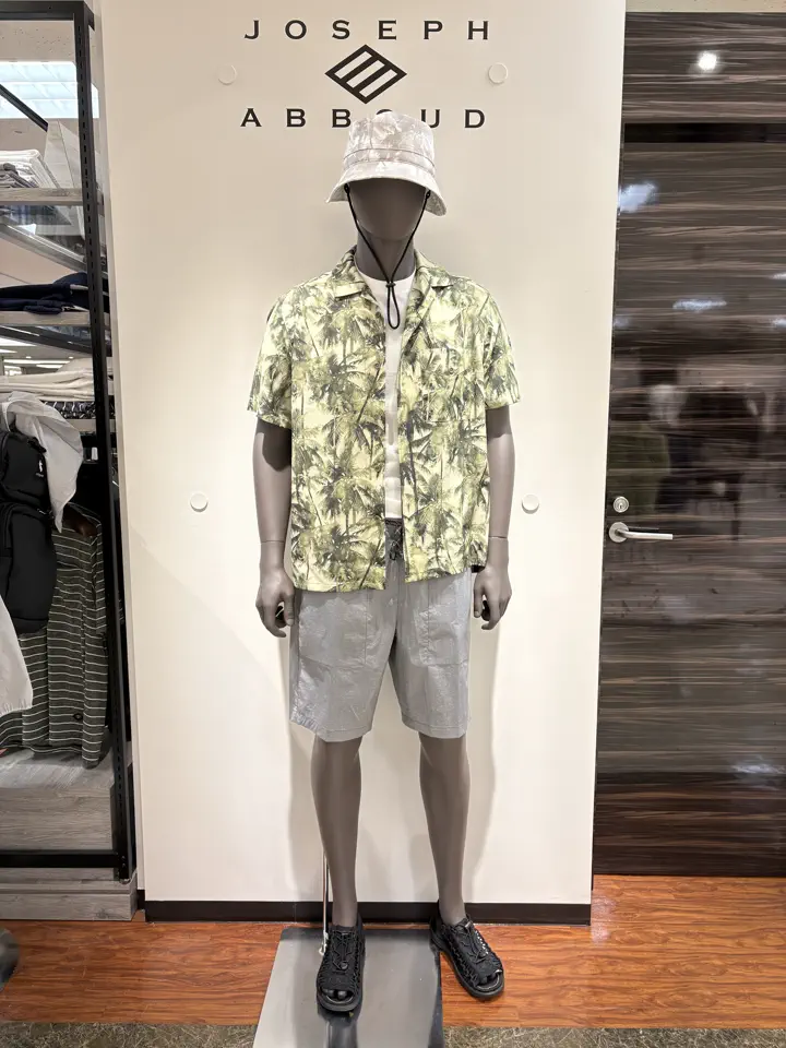 JOSEPH ABBOUD 坪井 コーディネート画像
