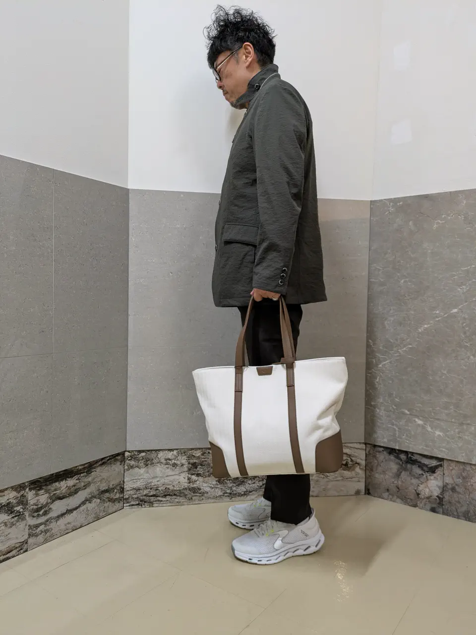 JOSEPH ABBOUD 橋場 コーディネート画像