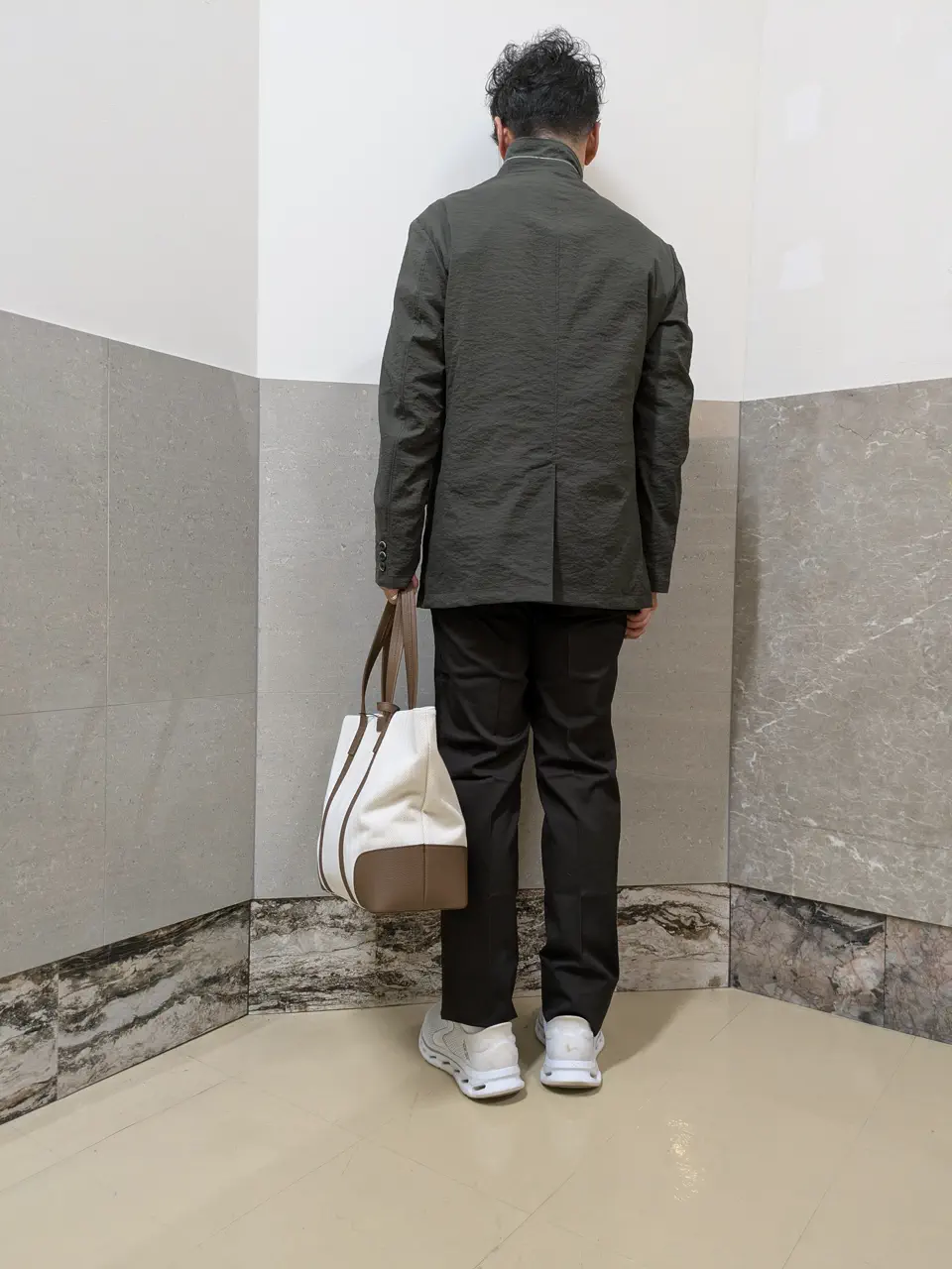 JOSEPH ABBOUD 橋場 コーディネート画像