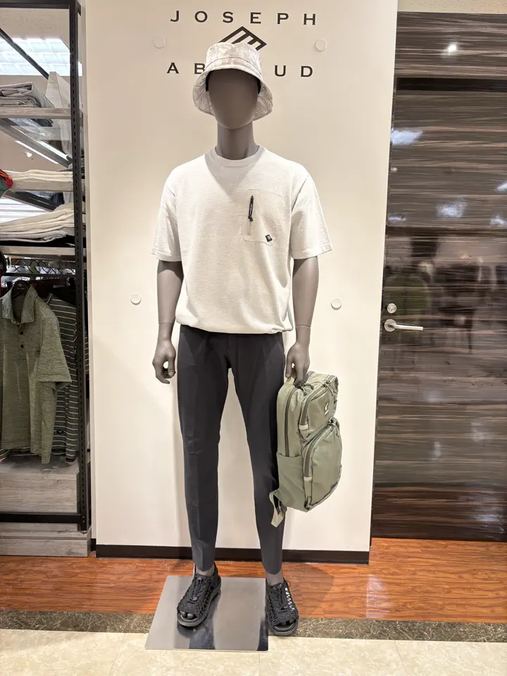 JOSEPH ABBOUD 碇 コーディネート画像