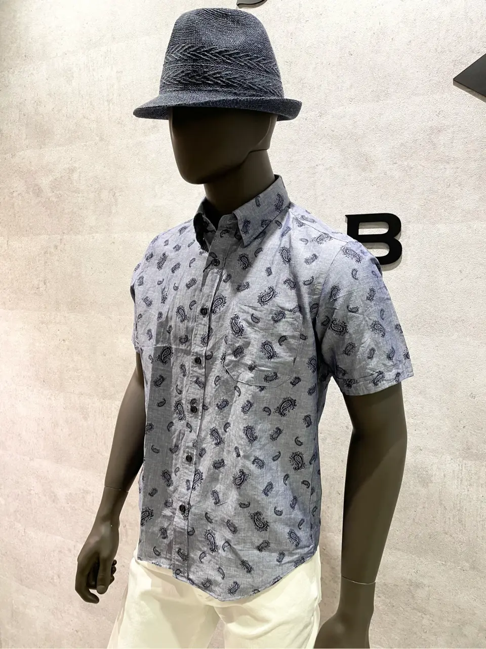 JOSEPH ABBOUD 東　 コーディネート画像