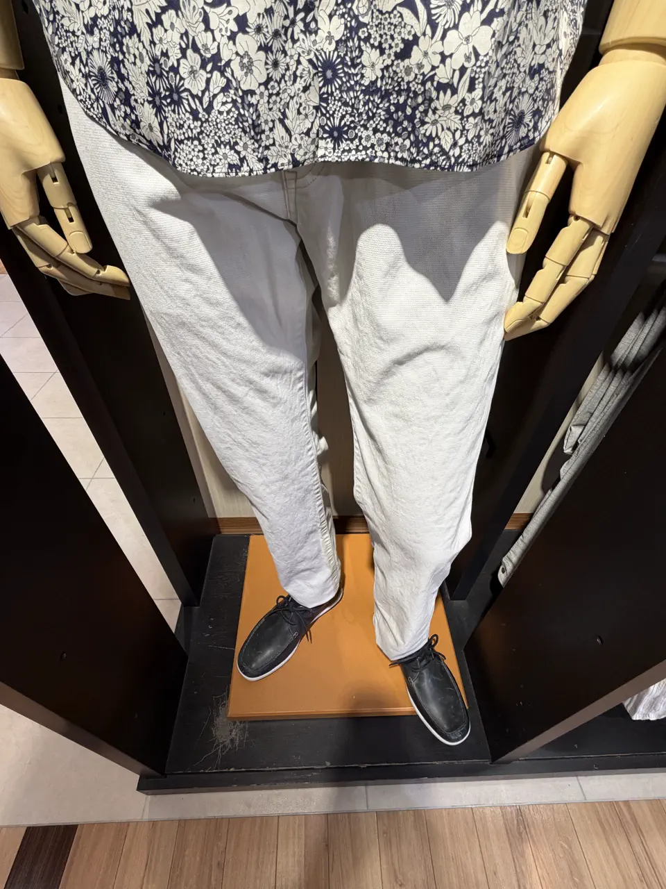 JOSEPH ABBOUD 山口 コーディネート画像