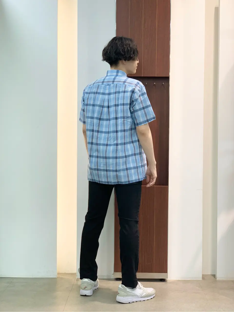 JOSEPH ABBOUD 板屋 コーディネート画像