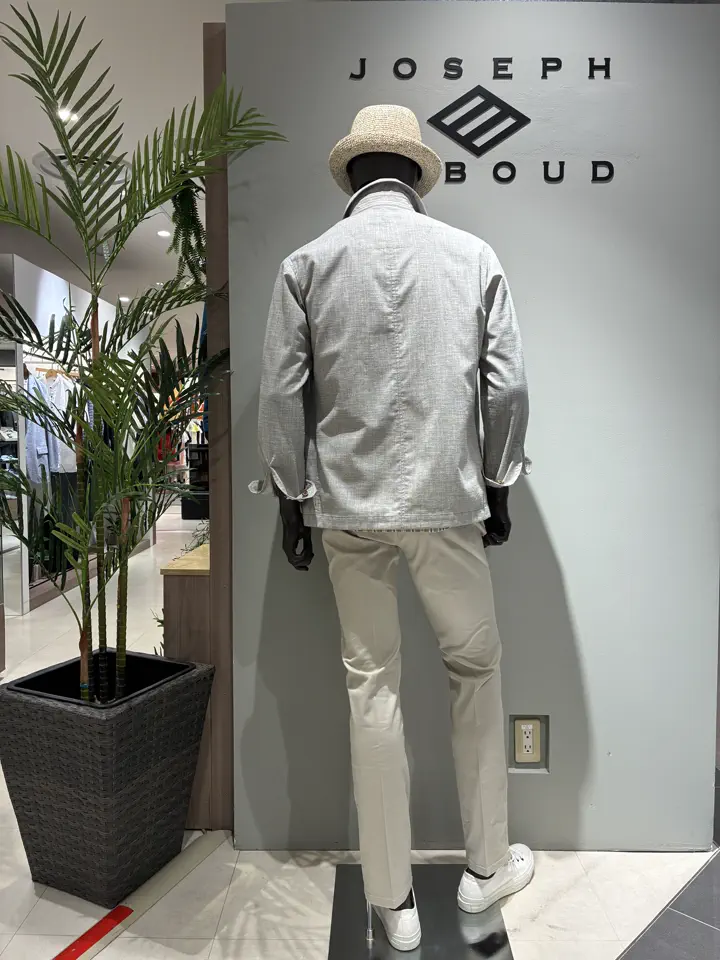 JOSEPH ABBOUD 伊津野 コーディネート画像