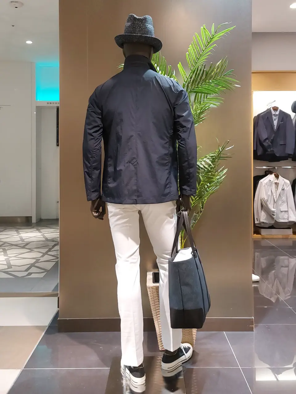 JOSEPH ABBOUD 清水 コーディネート画像