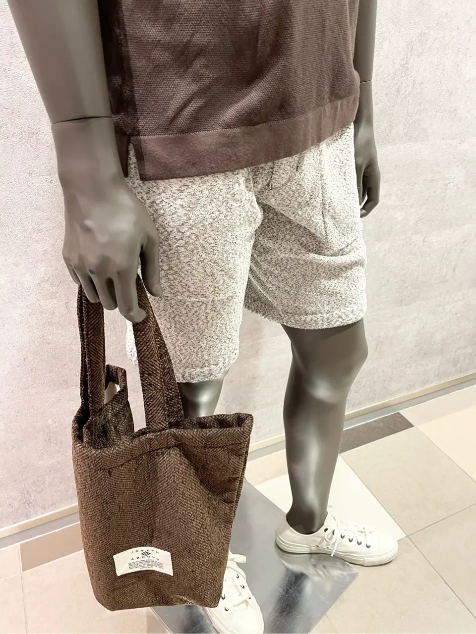 JOSEPH ABBOUD 東　 コーディネート画像