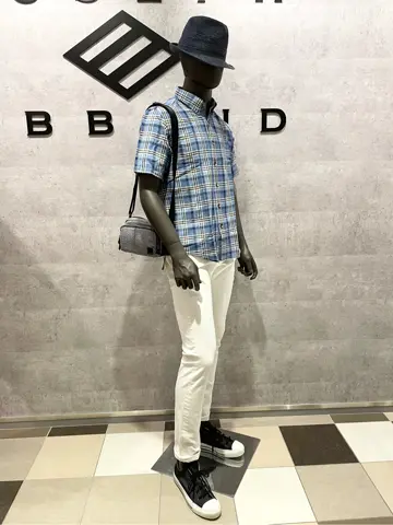 JOSEPH ABBOUD 東　 コーディネート画像