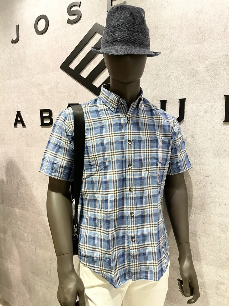 JOSEPH ABBOUD 東　 コーディネート画像