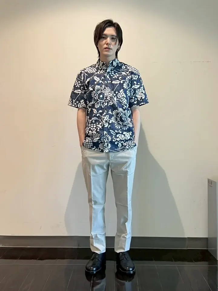 JOSEPH ABBOUD 小野 コーディネート画像