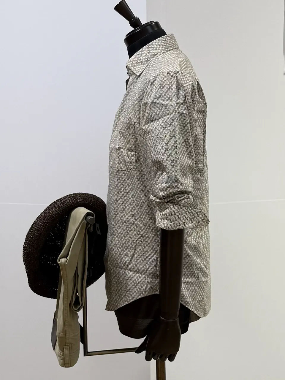 JOSEPH ABBOUD 吉村 コーディネート画像
