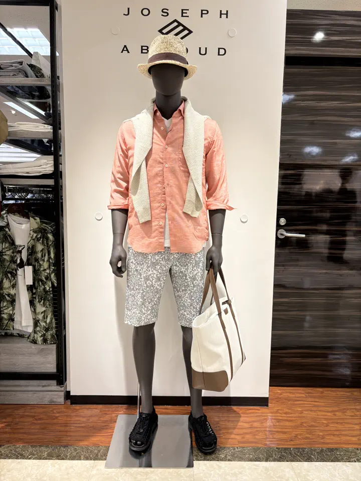 JOSEPH ABBOUD 碇 コーディネート画像