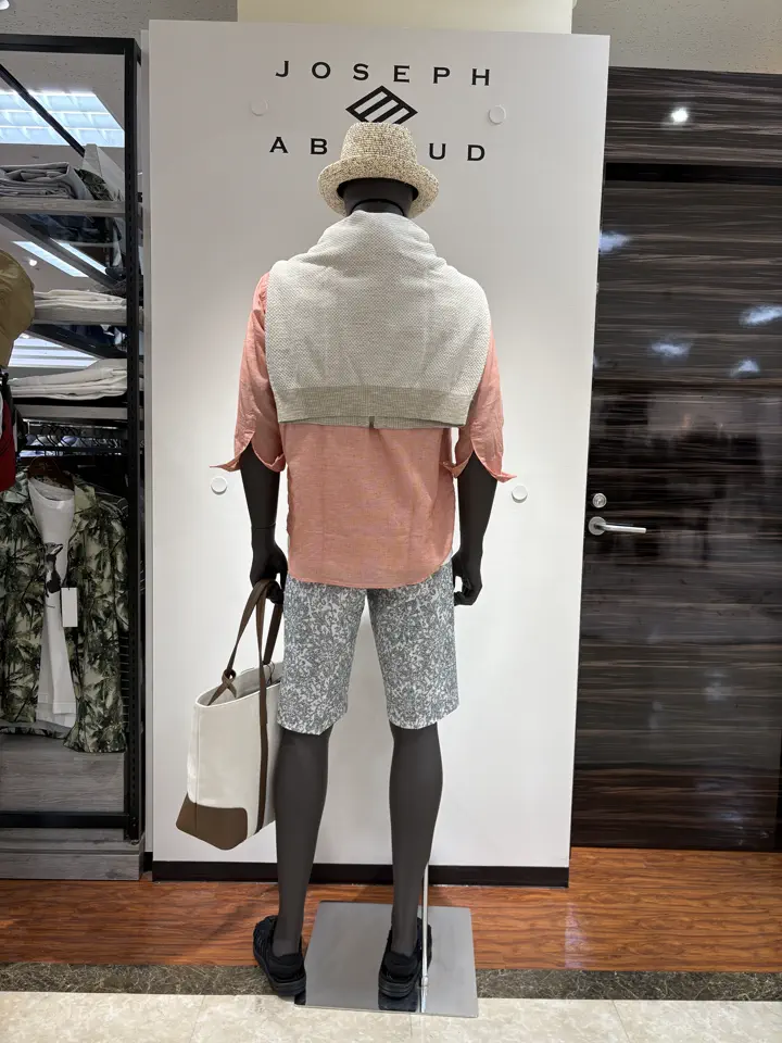 JOSEPH ABBOUD 碇 コーディネート画像