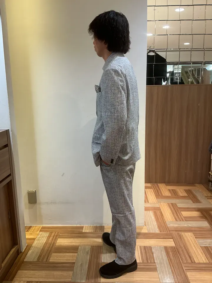 JOSEPH ABBOUD カイリ コーディネート画像