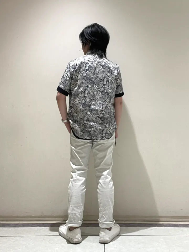 JOSEPH ABBOUD フジタ コーディネート画像