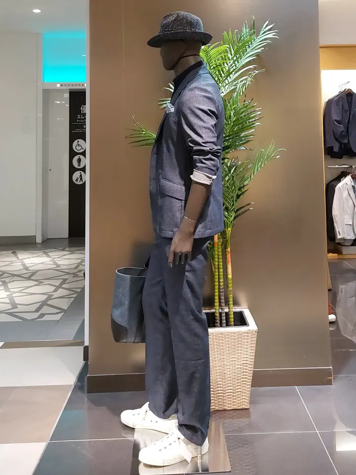 JOSEPH ABBOUD 清水 コーディネート画像