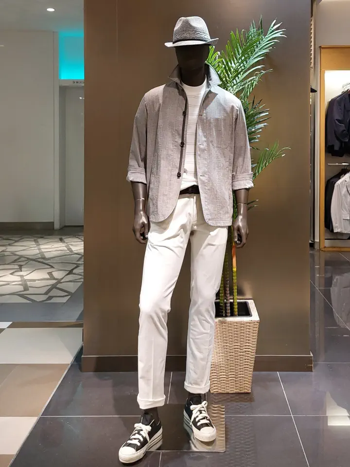 JOSEPH ABBOUD 清水 コーディネート画像