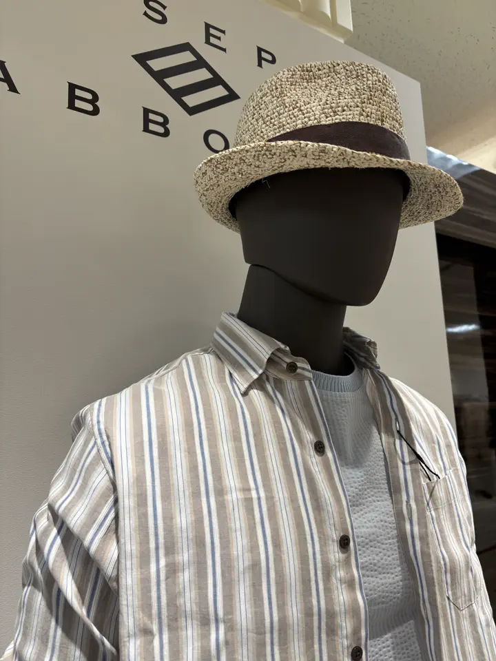 JOSEPH ABBOUD 坪井 コーディネート画像