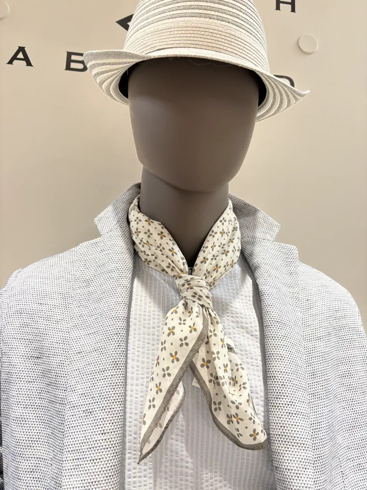 JOSEPH ABBOUD 坪井 コーディネート画像