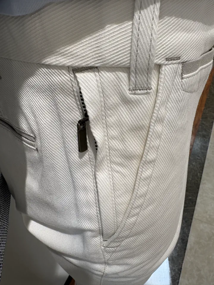 JOSEPH ABBOUD 坪井 コーディネート画像