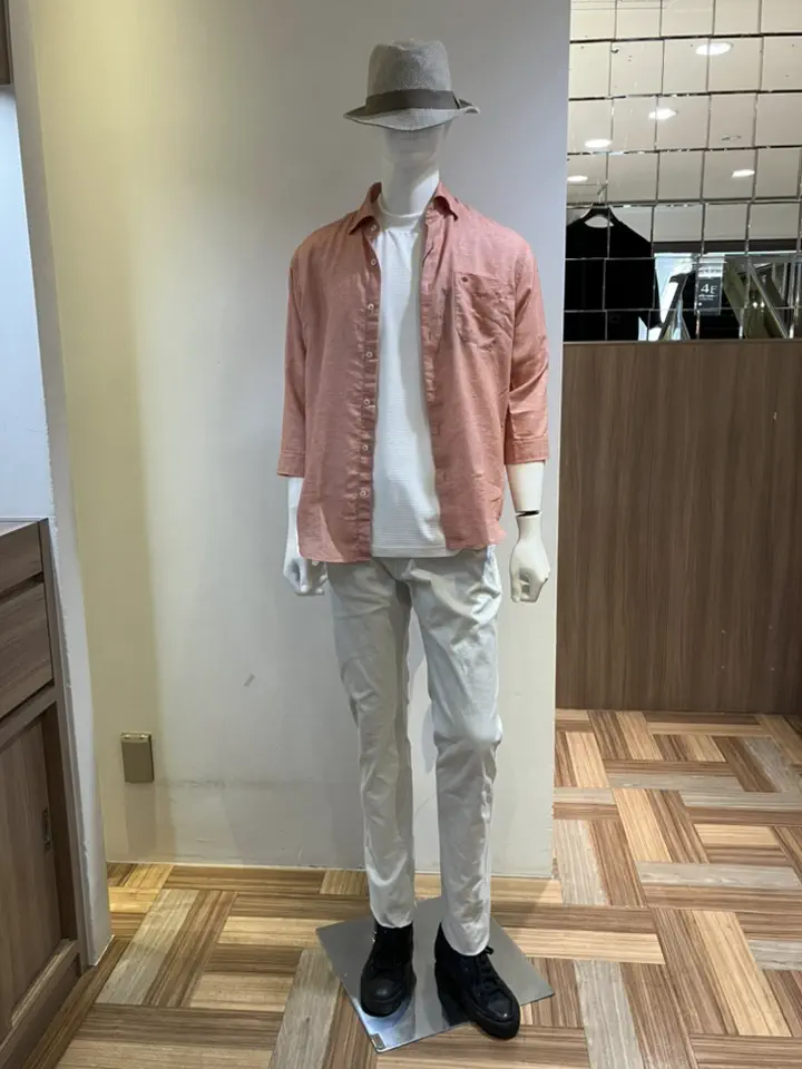 JOSEPH ABBOUD 小城 コーディネート画像