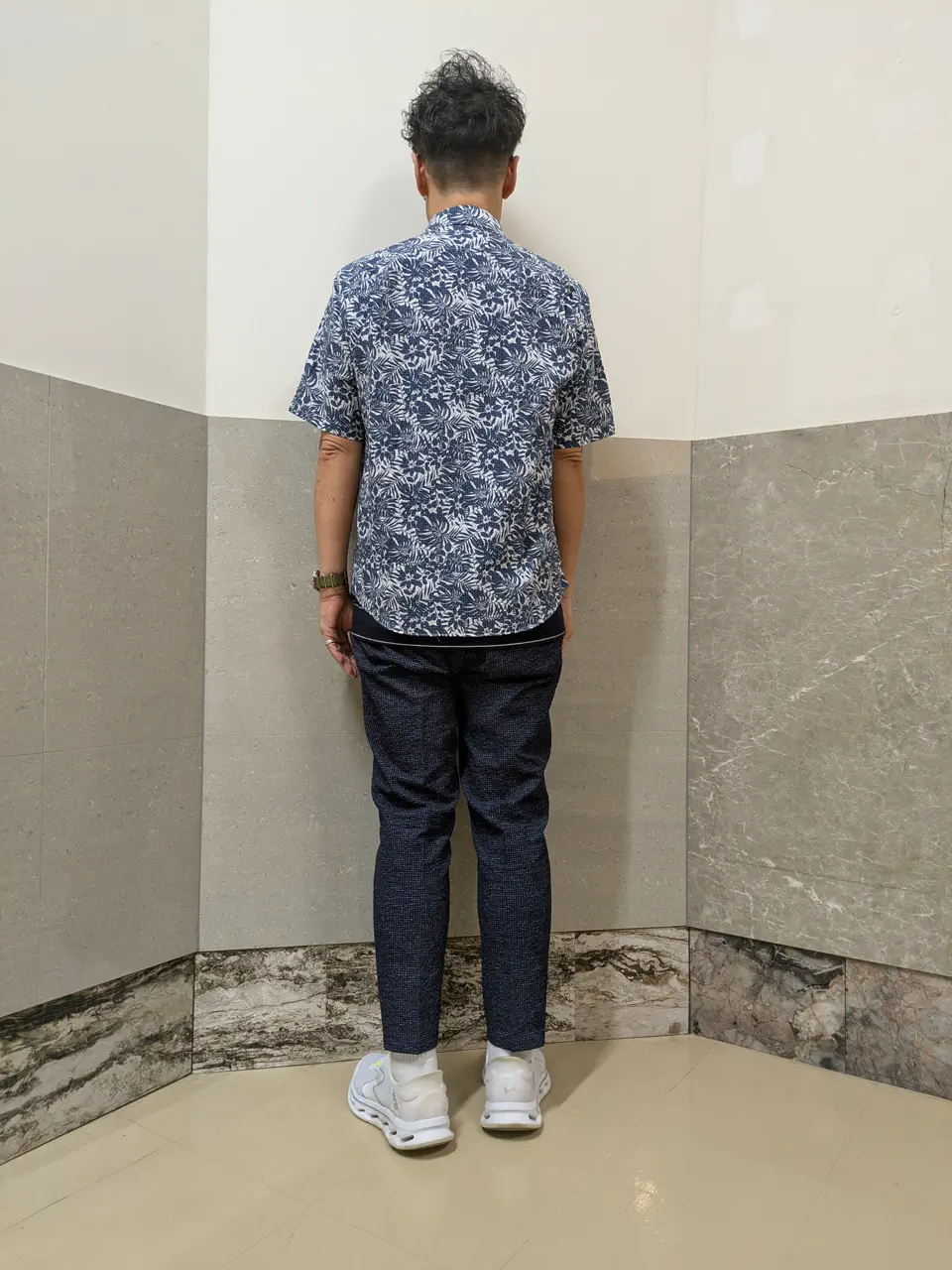JOSEPH ABBOUD 橋場 コーディネート画像