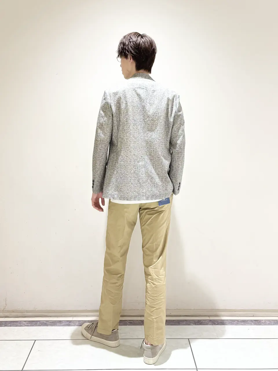 JOSEPH ABBOUD 近藤 コーディネート画像
