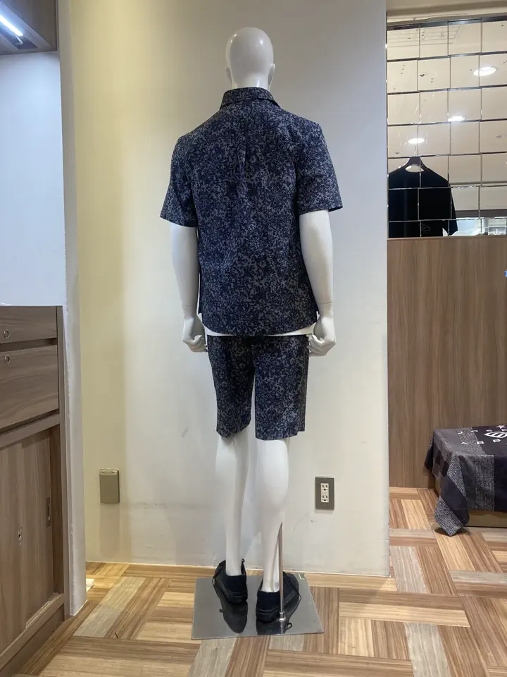 JOSEPH ABBOUD スタッフ コーディネート画像