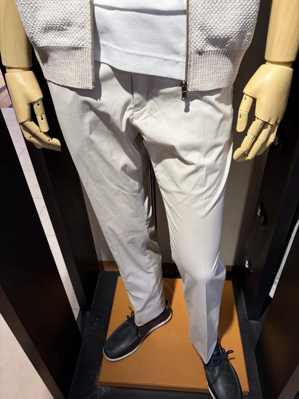 JOSEPH ABBOUD 山口 コーディネート画像