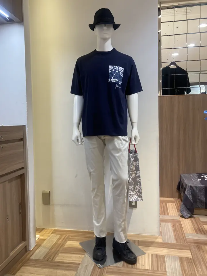 JOSEPH ABBOUD スタッフ コーディネート画像