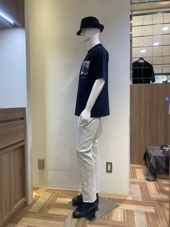 JOSEPH ABBOUD スタッフ コーディネート画像