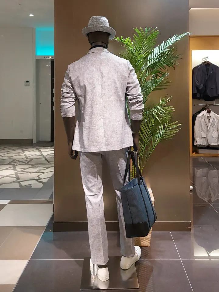 JOSEPH ABBOUD 清水 コーディネート画像