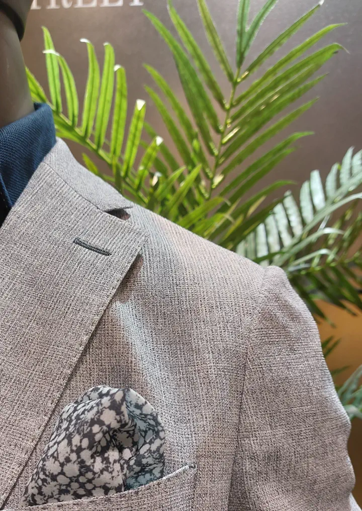 JOSEPH ABBOUD 清水 コーディネート画像