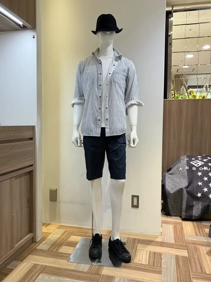 JOSEPH ABBOUD スタッフ コーディネート画像