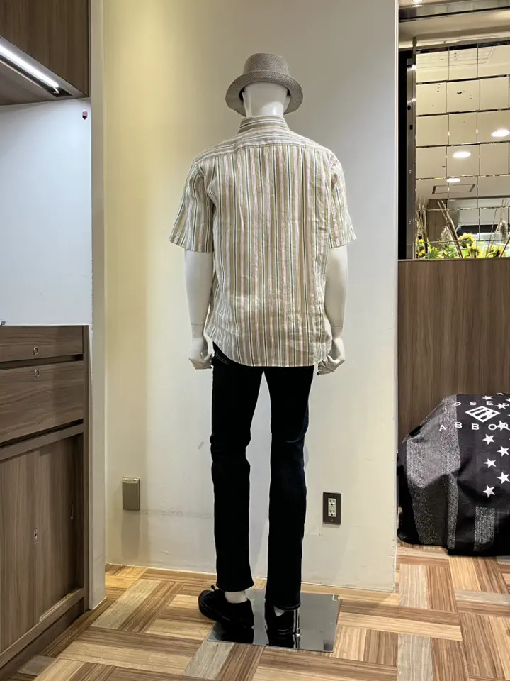 JOSEPH ABBOUD スタッフ コーディネート画像