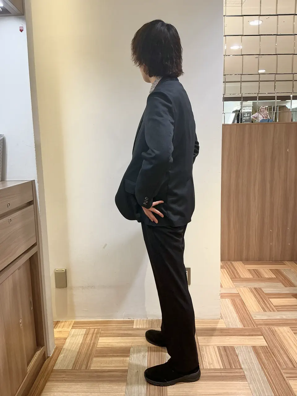 JOSEPH ABBOUD カイリ コーディネート画像