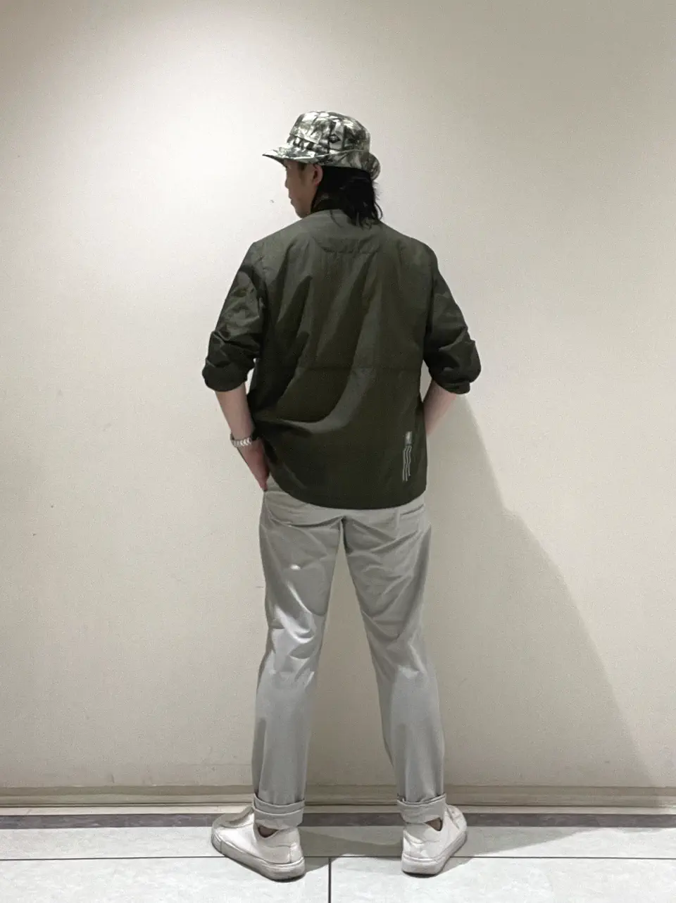 JOSEPH ABBOUD MOUNTAIN フジタ コーディネート画像