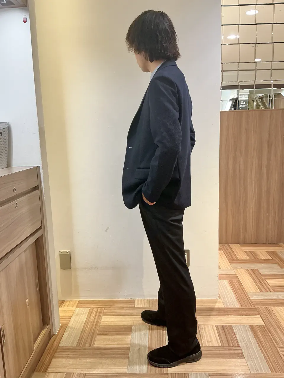 JOSEPH ABBOUD カイリ コーディネート画像