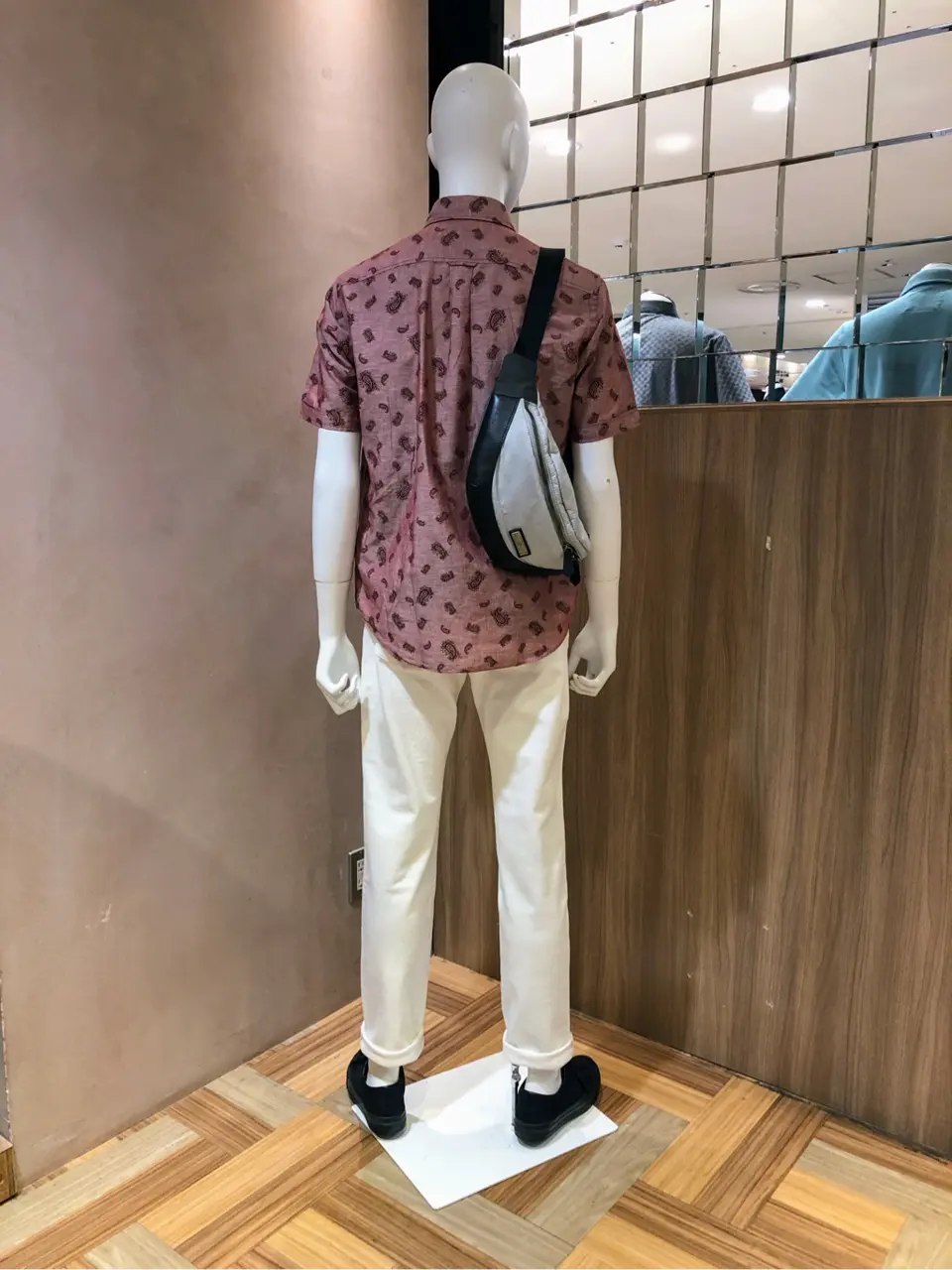 JOSEPH ABBOUD 森部 コーディネート画像