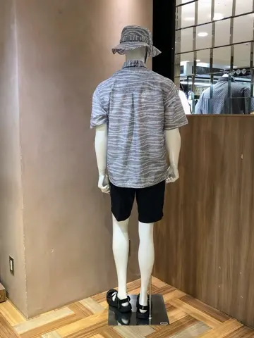 JOSEPH ABBOUD 小城 コーディネート画像