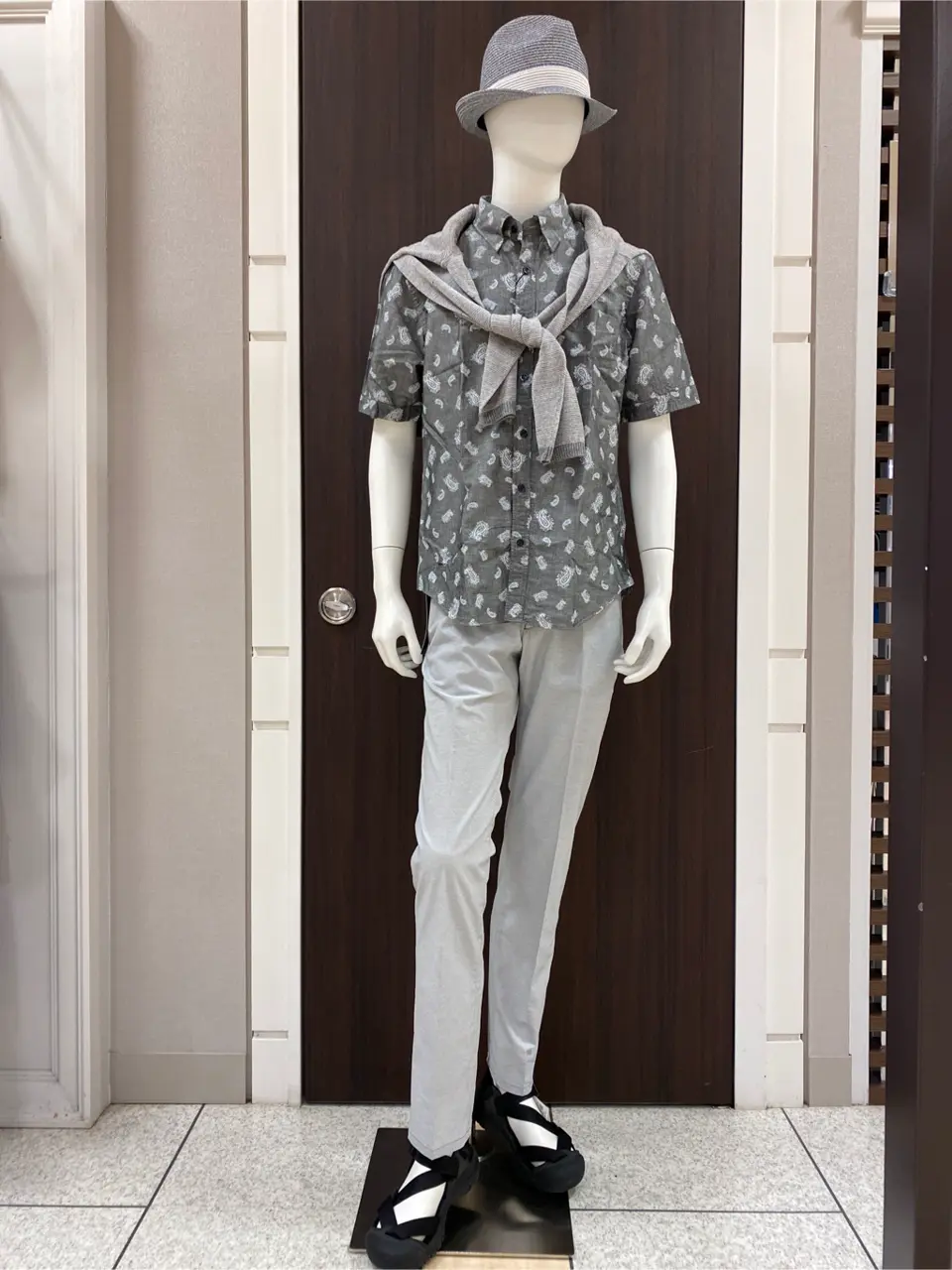 JOSEPH ABBOUD 松山 コーディネート画像