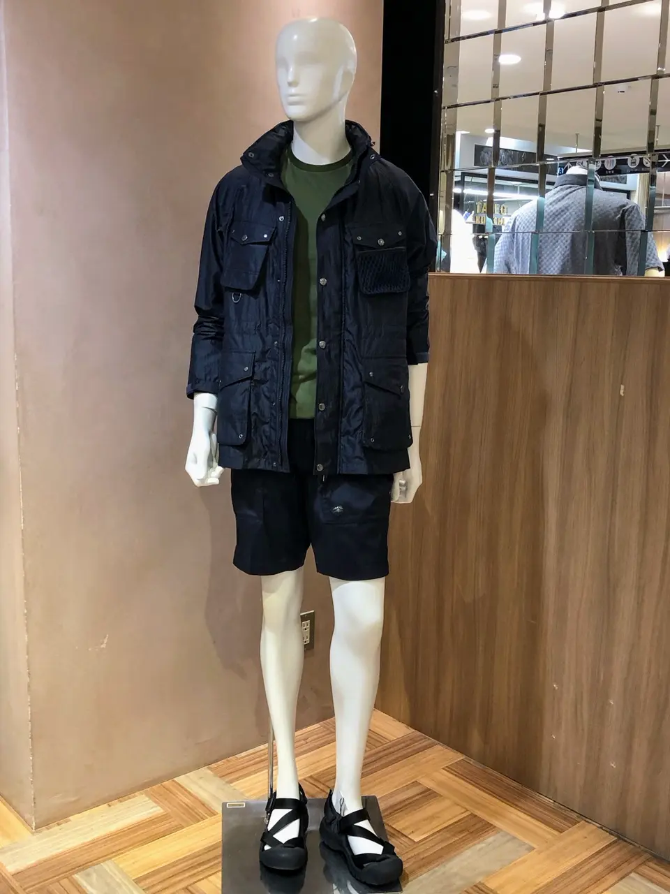 JOSEPH ABBOUD 小城 コーディネート画像