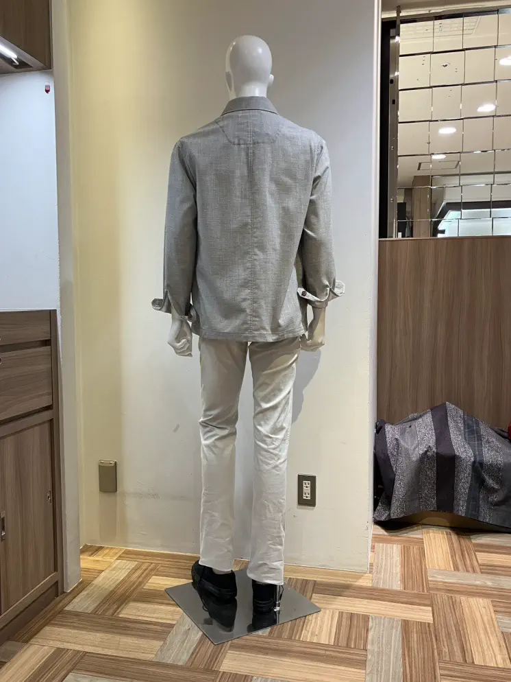 JOSEPH ABBOUD スタッフ コーディネート画像
