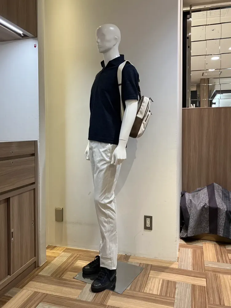 JOSEPH ABBOUD スタッフ コーディネート画像