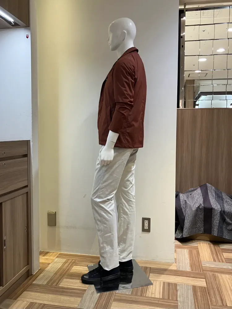 JOSEPH ABBOUD スタッフ コーディネート画像