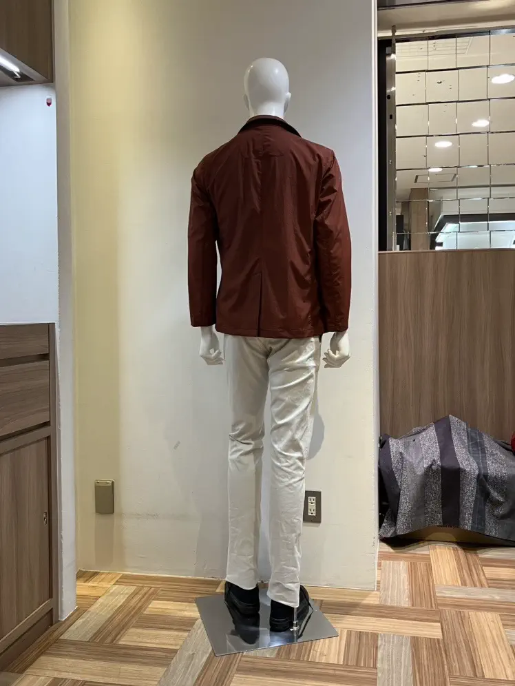 JOSEPH ABBOUD スタッフ コーディネート画像